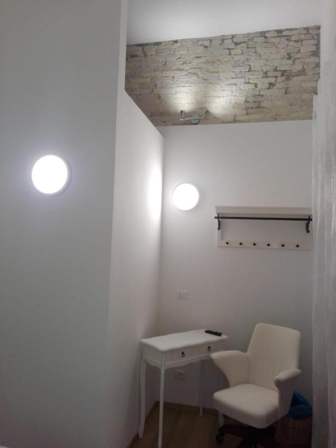 Bed And Breakfast San Saturnino Cagliari Bagian luar foto