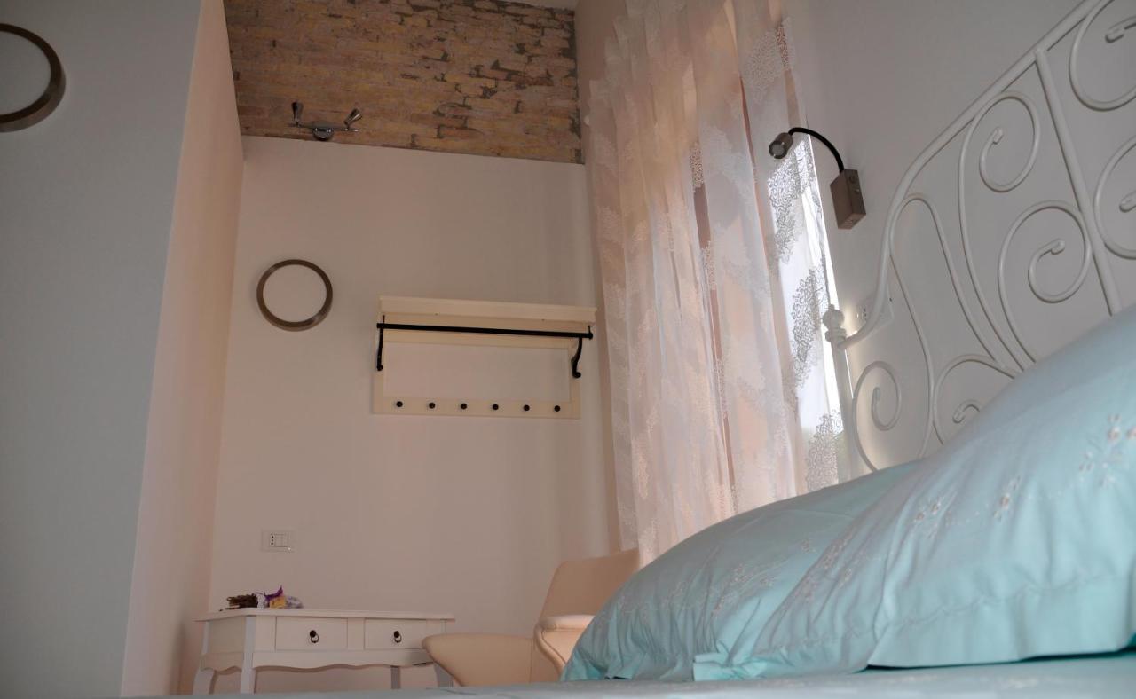 Bed And Breakfast San Saturnino Cagliari Bagian luar foto