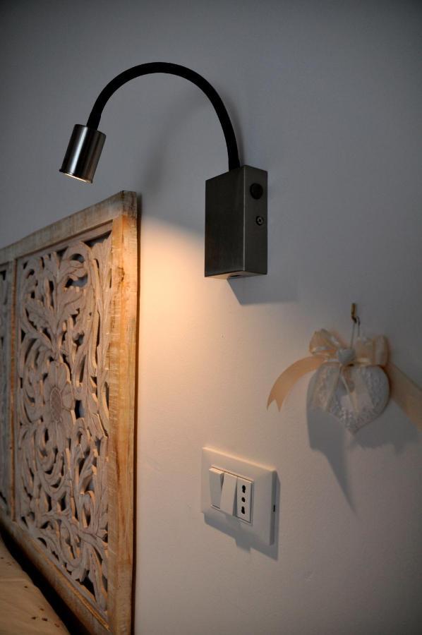 Bed And Breakfast San Saturnino Cagliari Bagian luar foto
