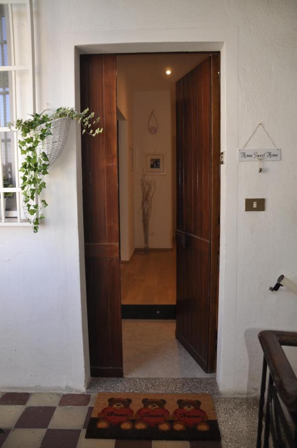 Bed And Breakfast San Saturnino Cagliari Bagian luar foto
