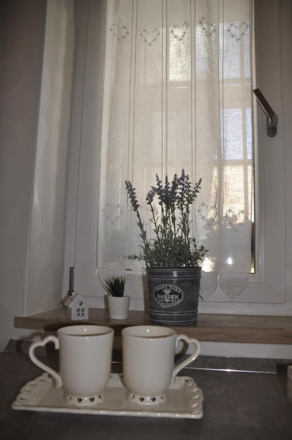 Bed And Breakfast San Saturnino Cagliari Bagian luar foto