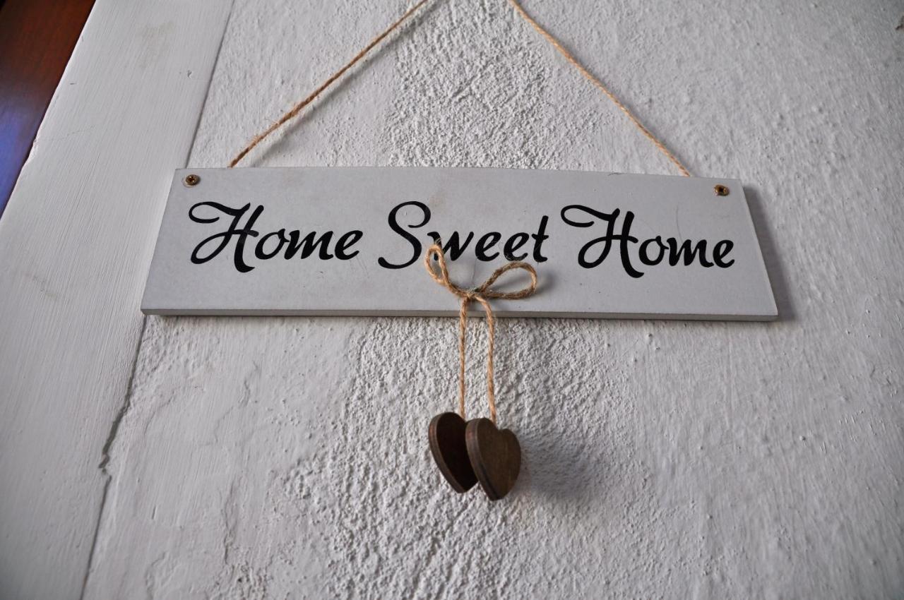 Bed And Breakfast San Saturnino Cagliari Bagian luar foto